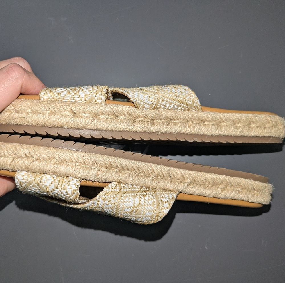 a.n.a. Berkely Natural White Cross Strap Sandals Slides Espadrille Size 7M - Picture 3 of 3